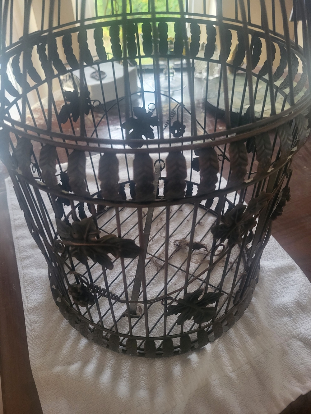 Ornate Black Decorative Metal Wire Hanging Bird Cage grapes 20" Tall